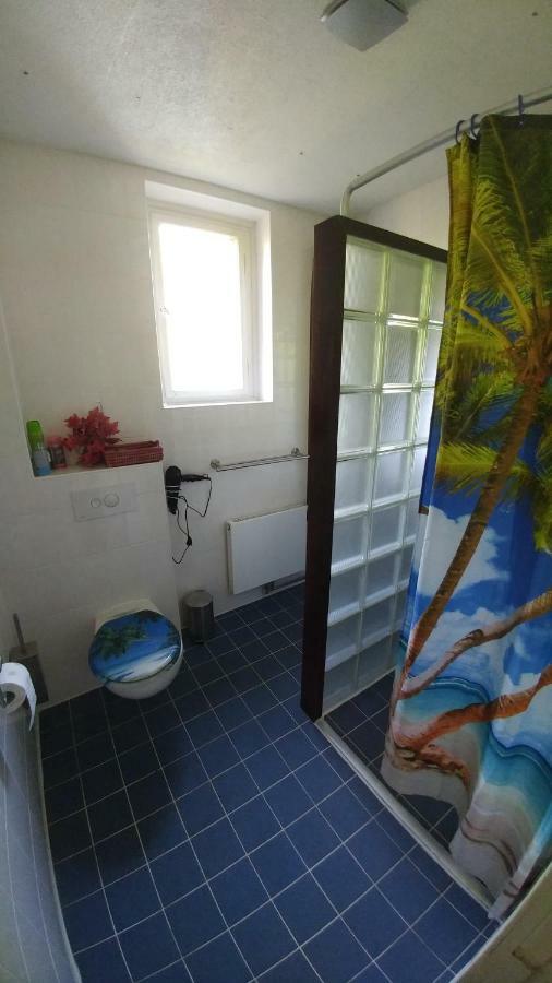 Historische Schule "Ferienwohnung Pauline" I&Ii Stobnitz Ngoại thất bức ảnh